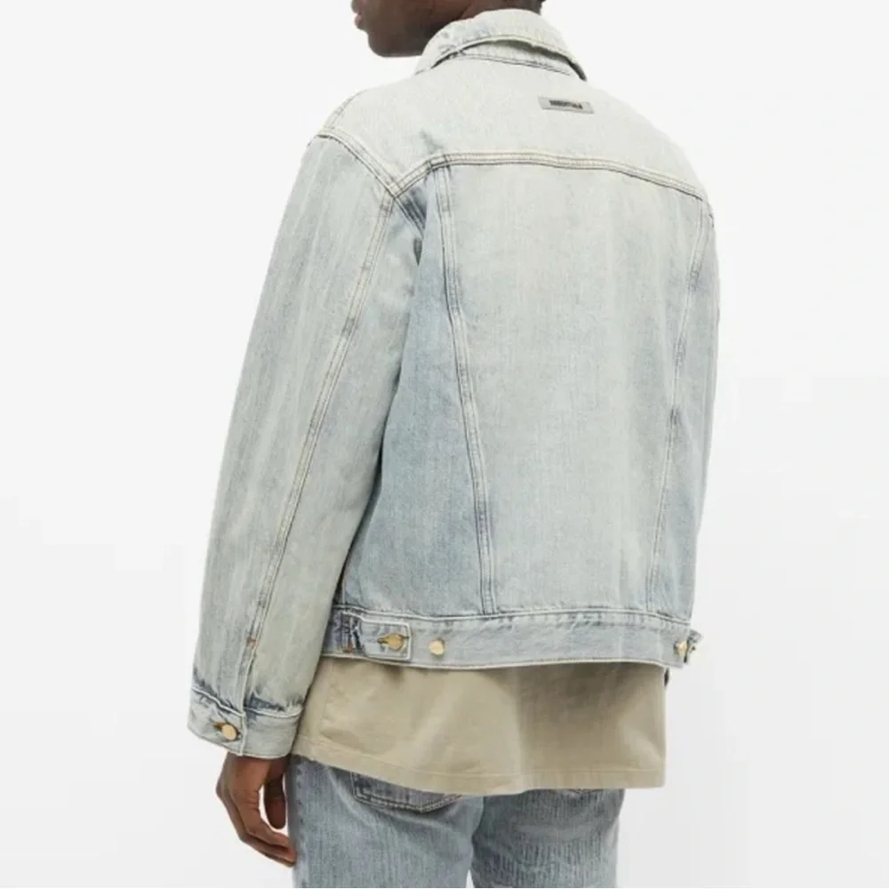 Fear Of God Essentials Denim Trucker Jean Jacket Indigo Blue Large Streetwear